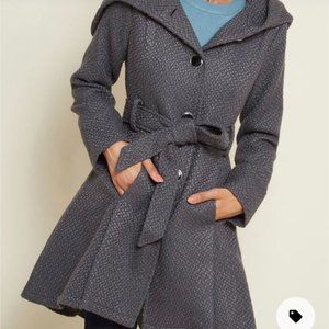 As Fond Thick Oversized Hood pleated Flare Peacoat